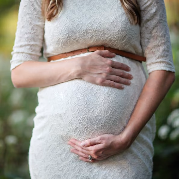 What Happens If You Vape While Pregnant？
